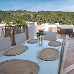 Appartement 3 Bed In *