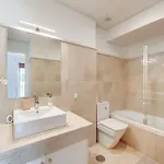 Appartement 3 Bed In *