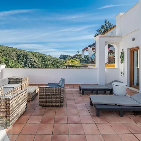 Daire 3 Bed In
