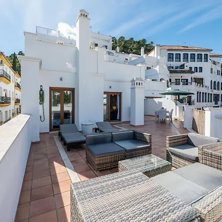 3 Bed In Appartement Benahavís