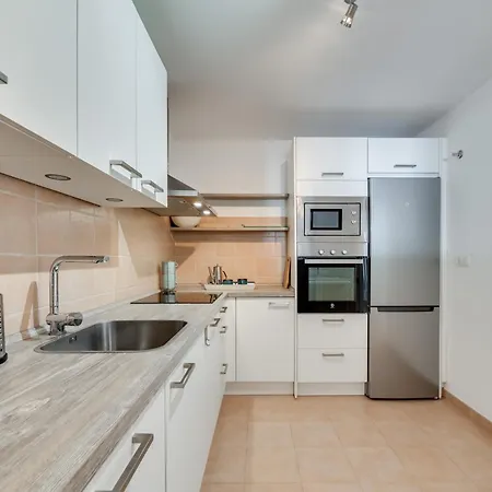 Daire 3 Bed In